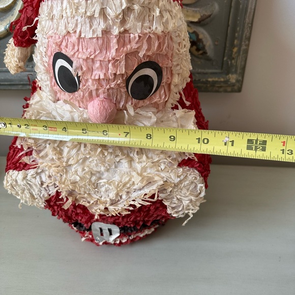 Vintage Santa Claus piñata tissue paper - Picture 9 of 11
